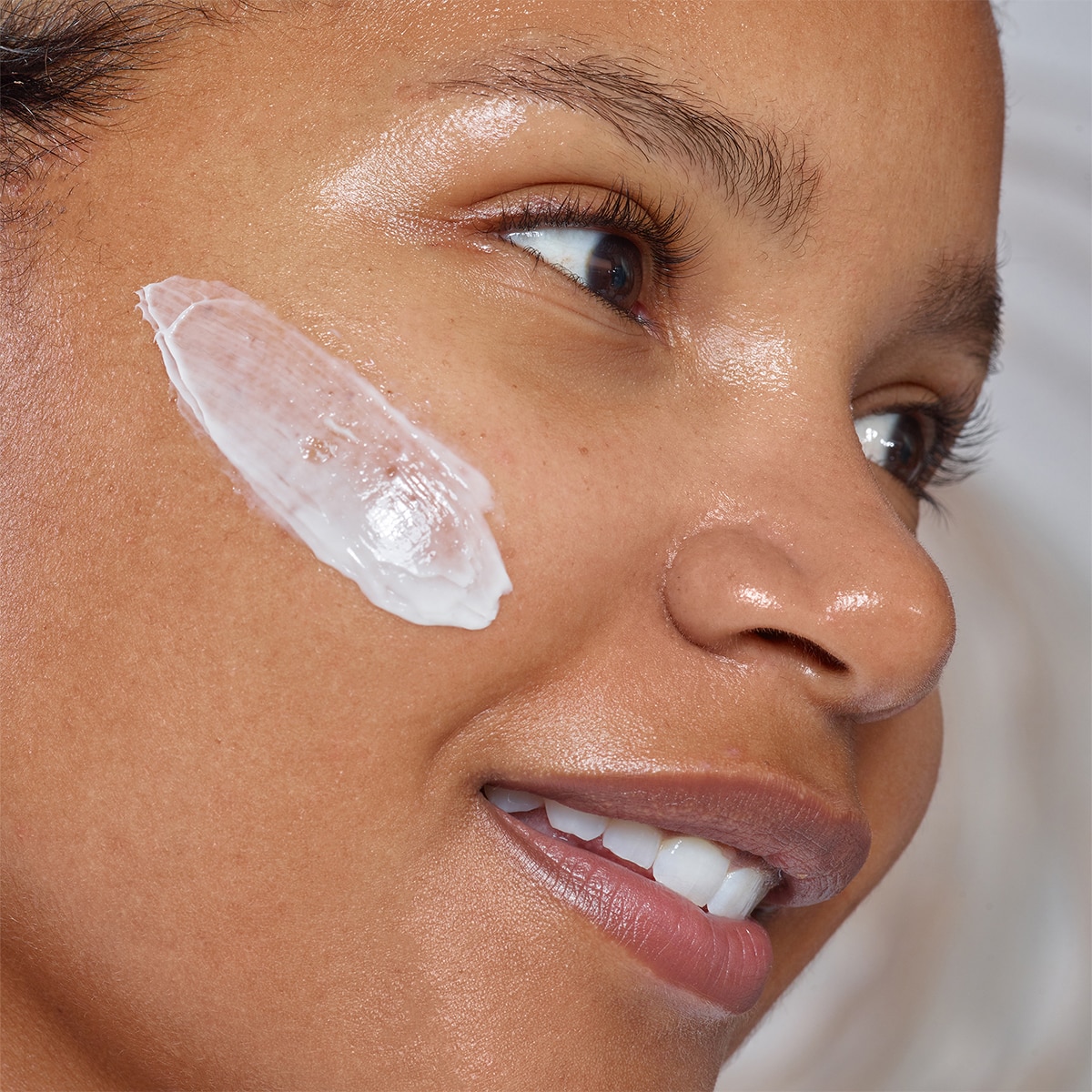 NUDESKIN CITRUS-C MASK & DAILY MOISTURIZER  (HIDRATANTE FACIAL)